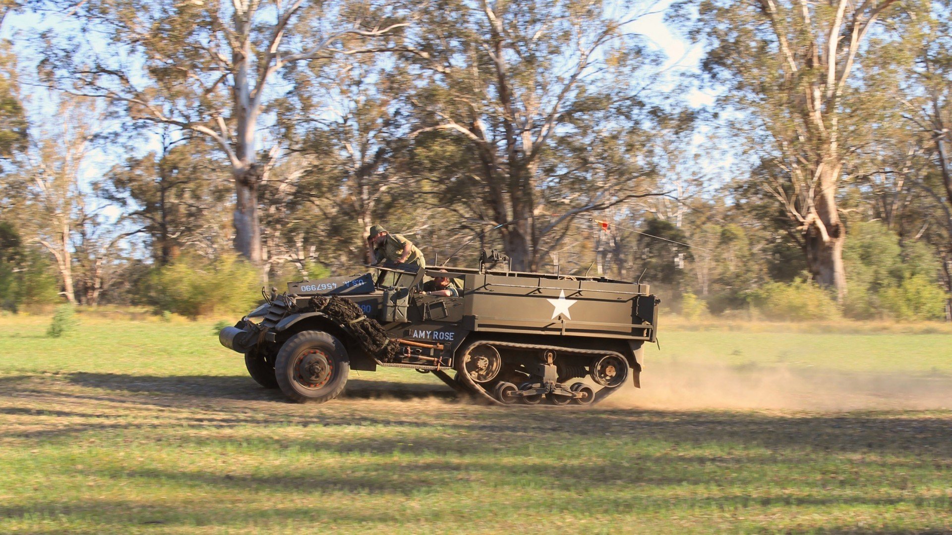 中美蝶泳起跳平均反应时间逐年接近,蝶泳的比赛视频